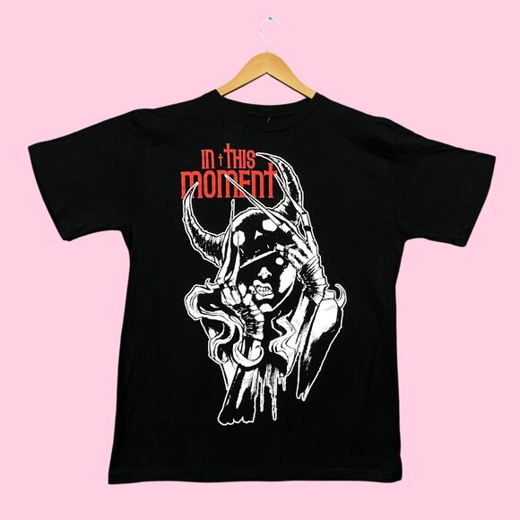 In This Moment Black Widow Heavy Metal Band Tee L - Picture 1 of 4